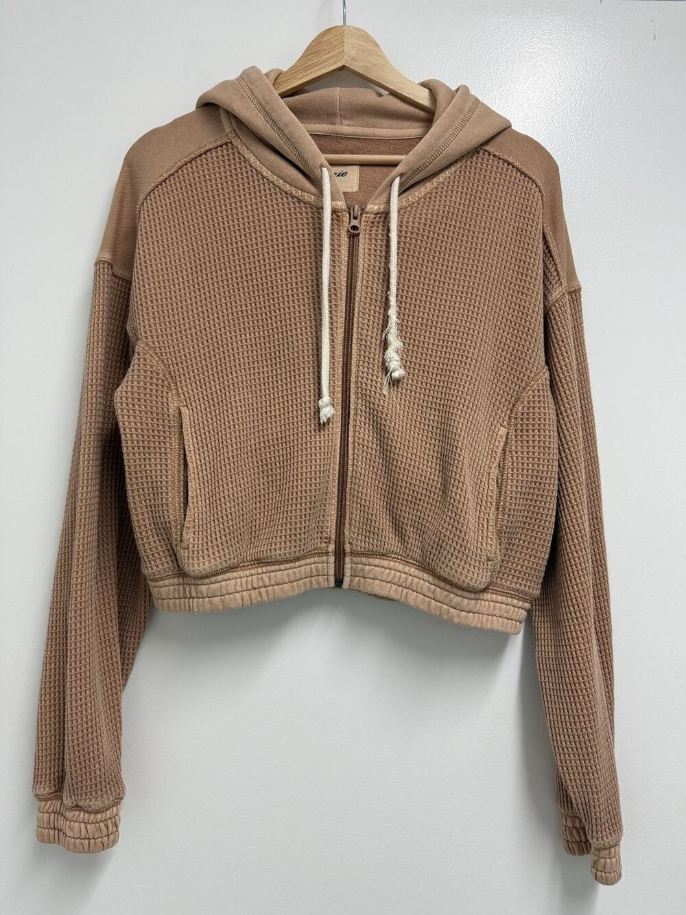 Aerie Waffle Knit Full Zip Hoodie Women's XS Tan Cropped Long Sleeve Pockets